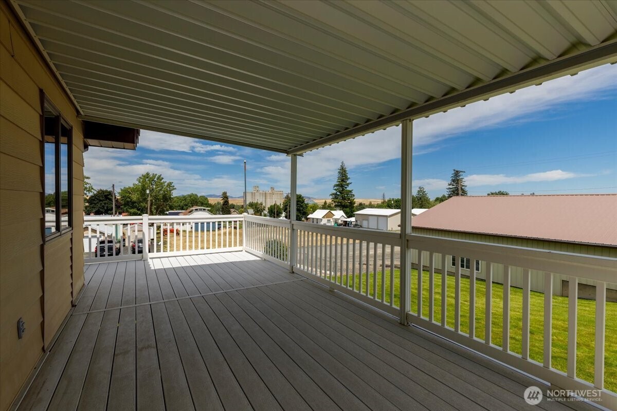 607 Brace Property Photo 40