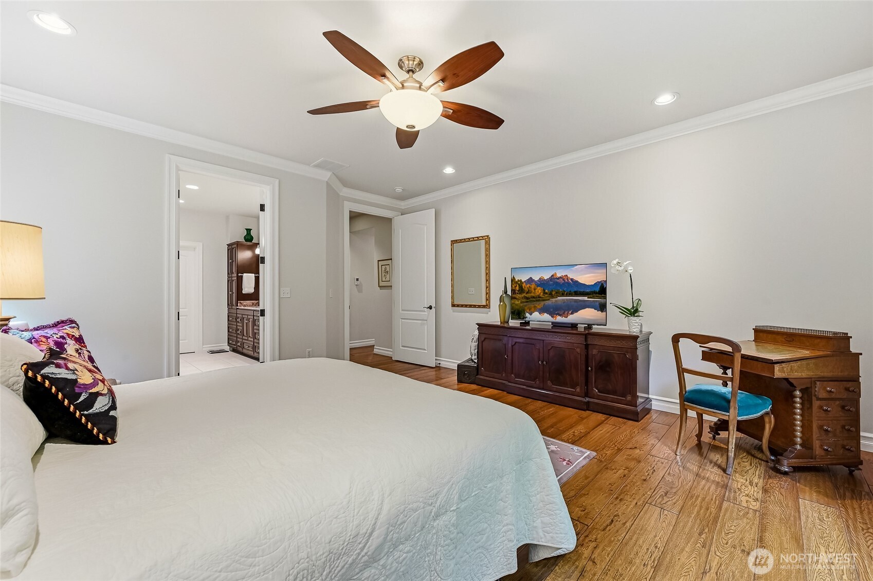 12018 Big Leaf Way Property Photo 23