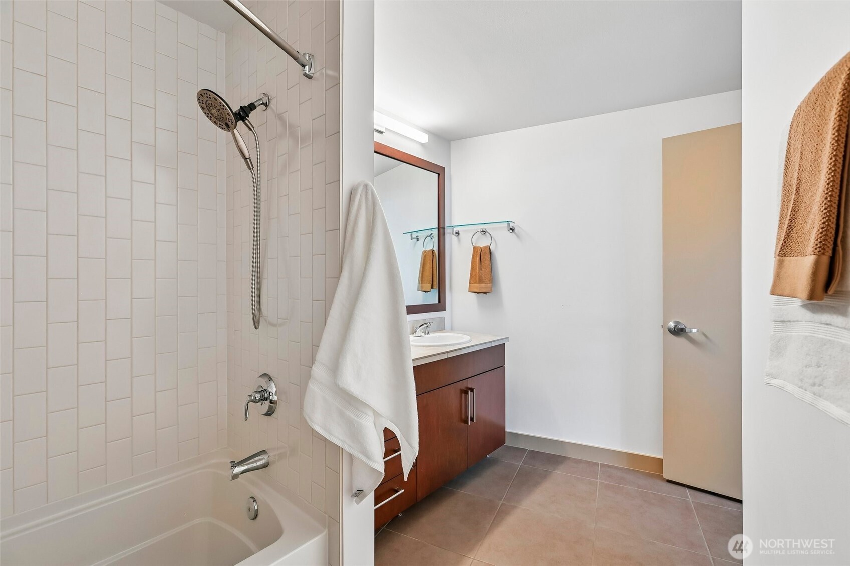 910 Lenora Street S307 Property Photo 18