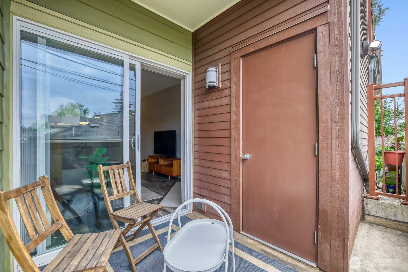 8745 Greenwood Avenue 115 Property Photo 18