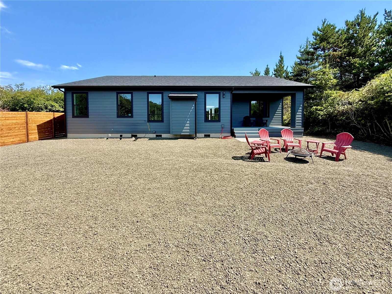 887 Texmar Avenue Property Photo 9