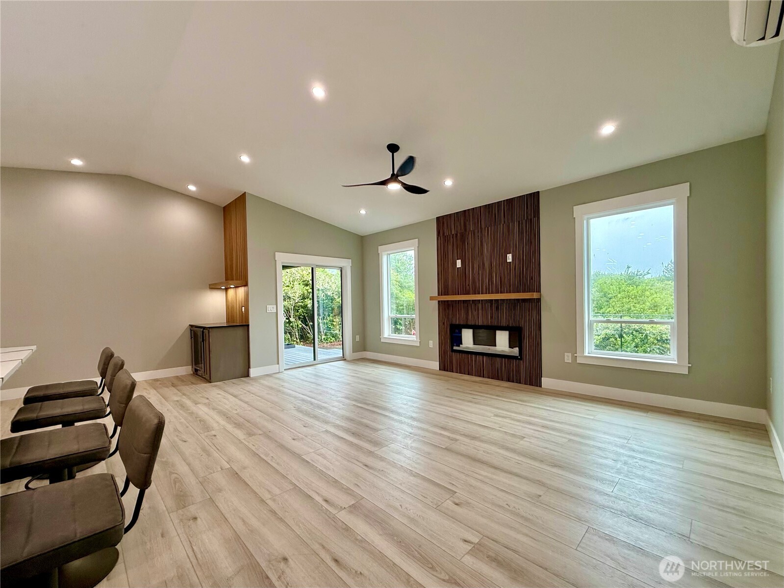 887 Texmar Avenue Property Photo 19