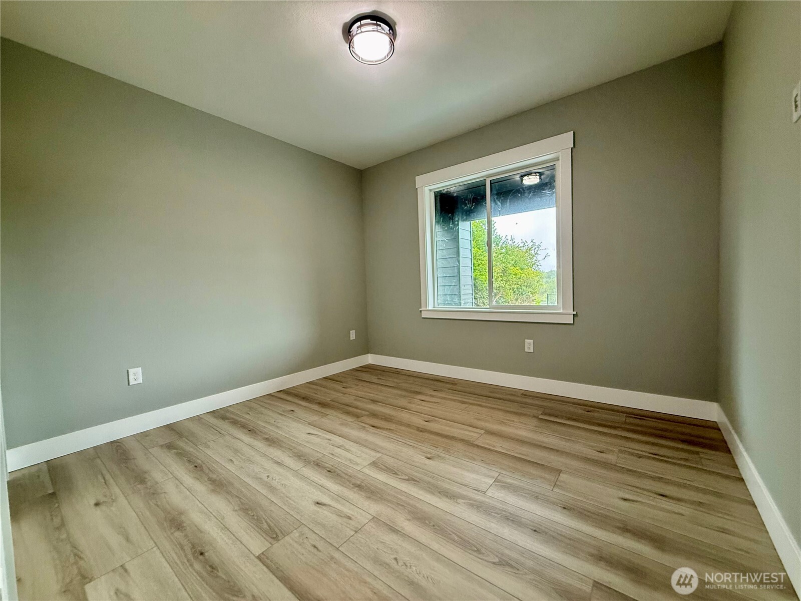 887 Texmar Avenue Property Photo 38