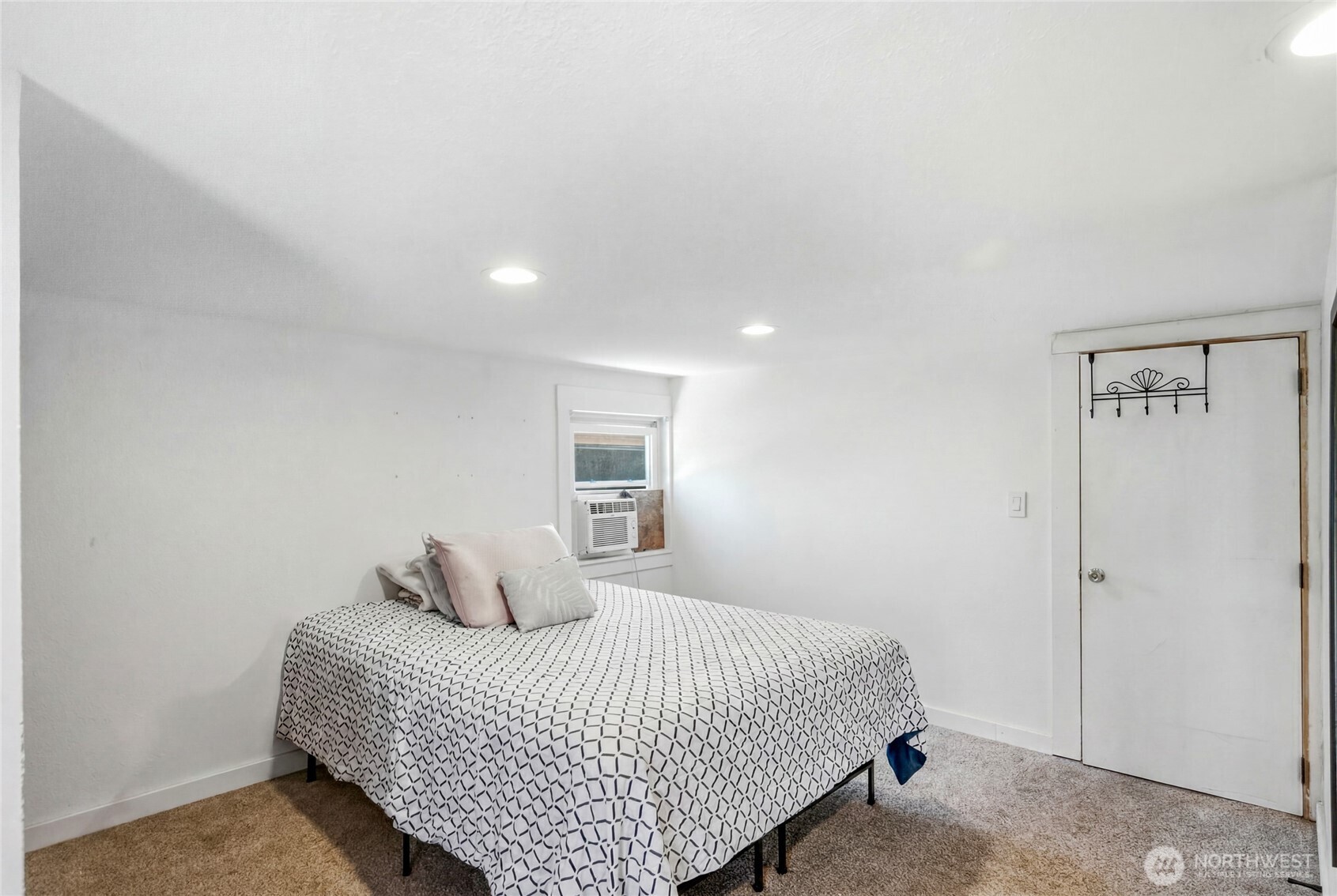 709 Celery Avenue Property Photo 19