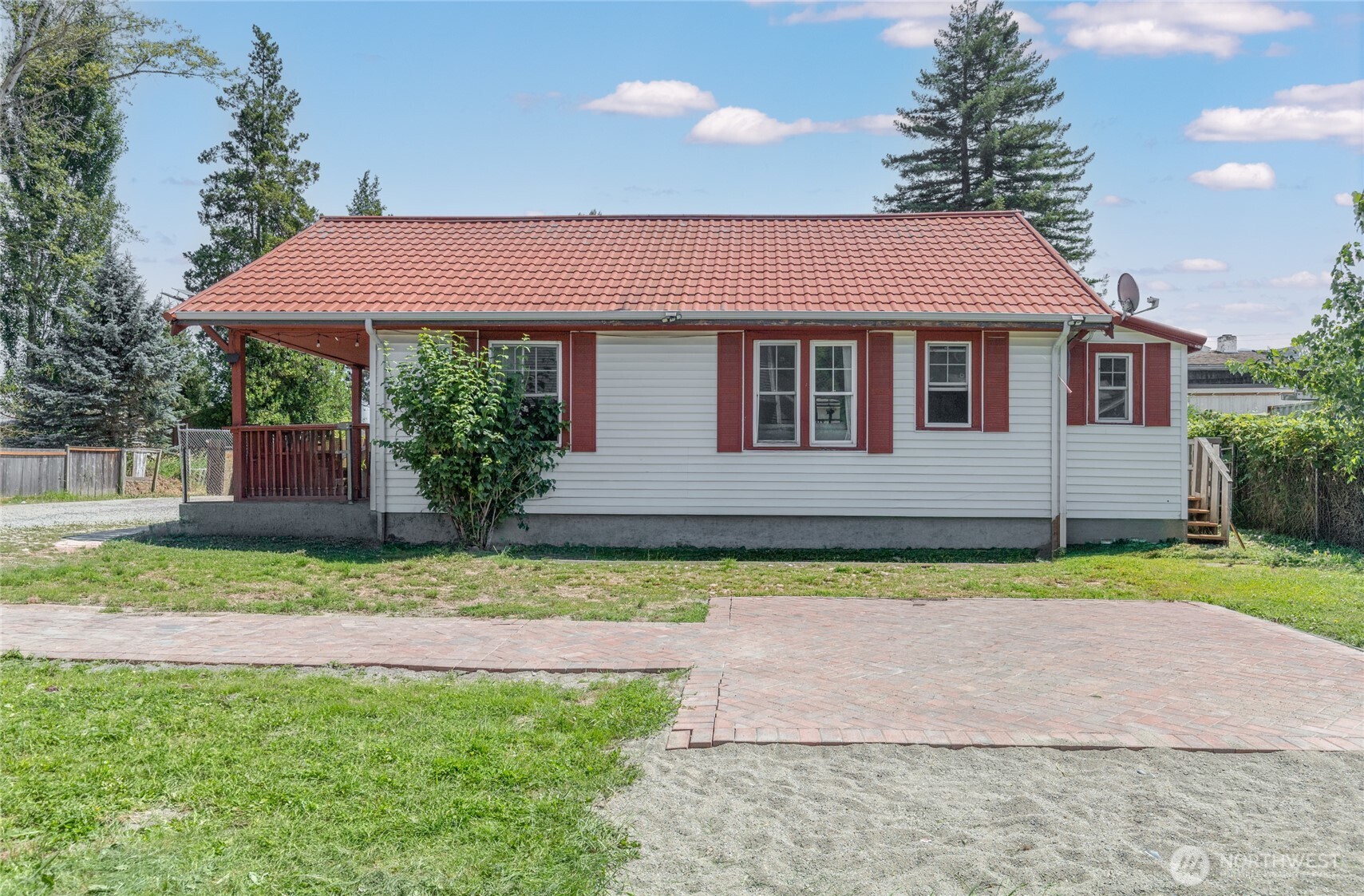 709 Celery Avenue Property Photo 27
