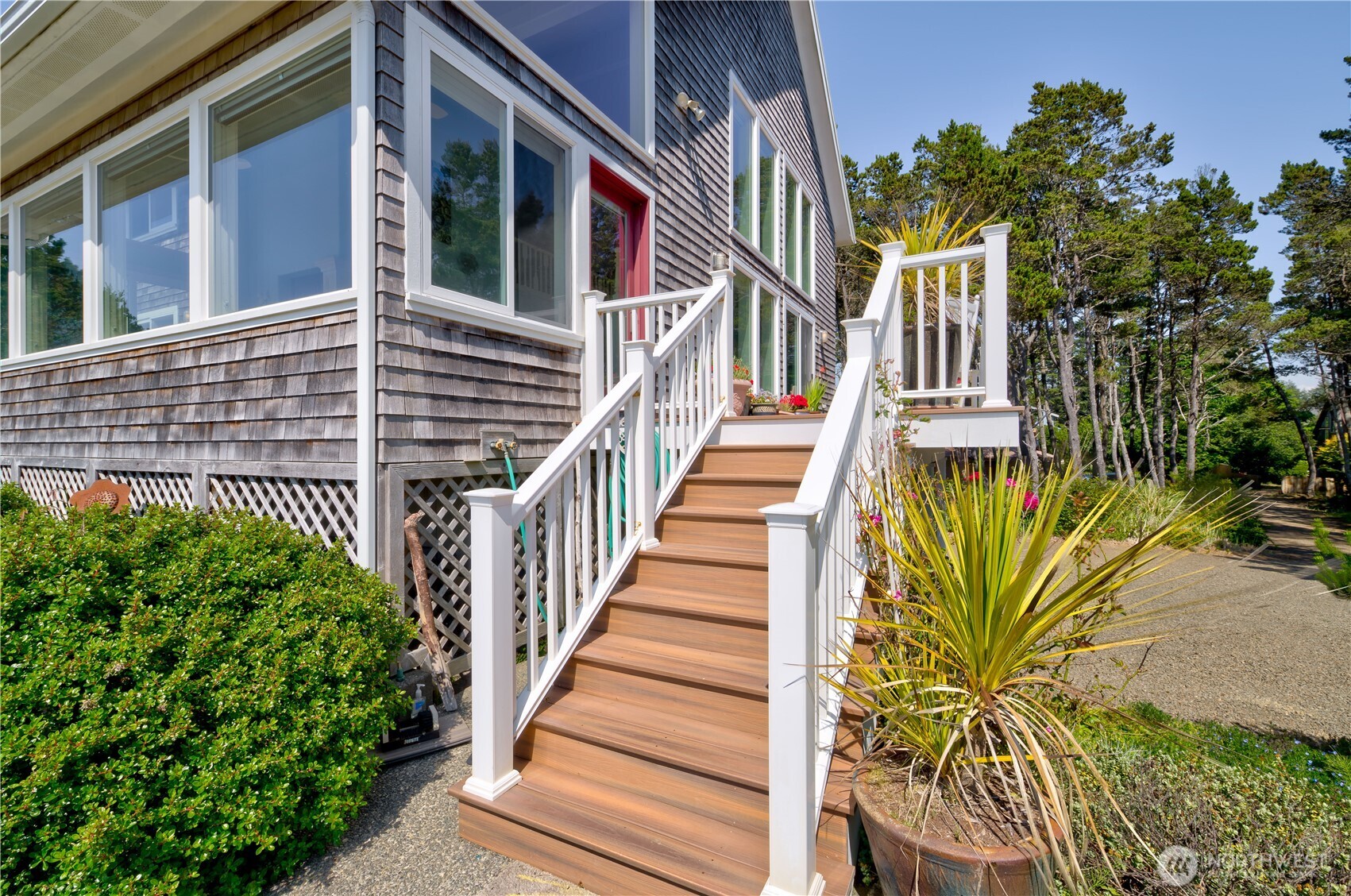 23411 Pacific Way Property Photo 6