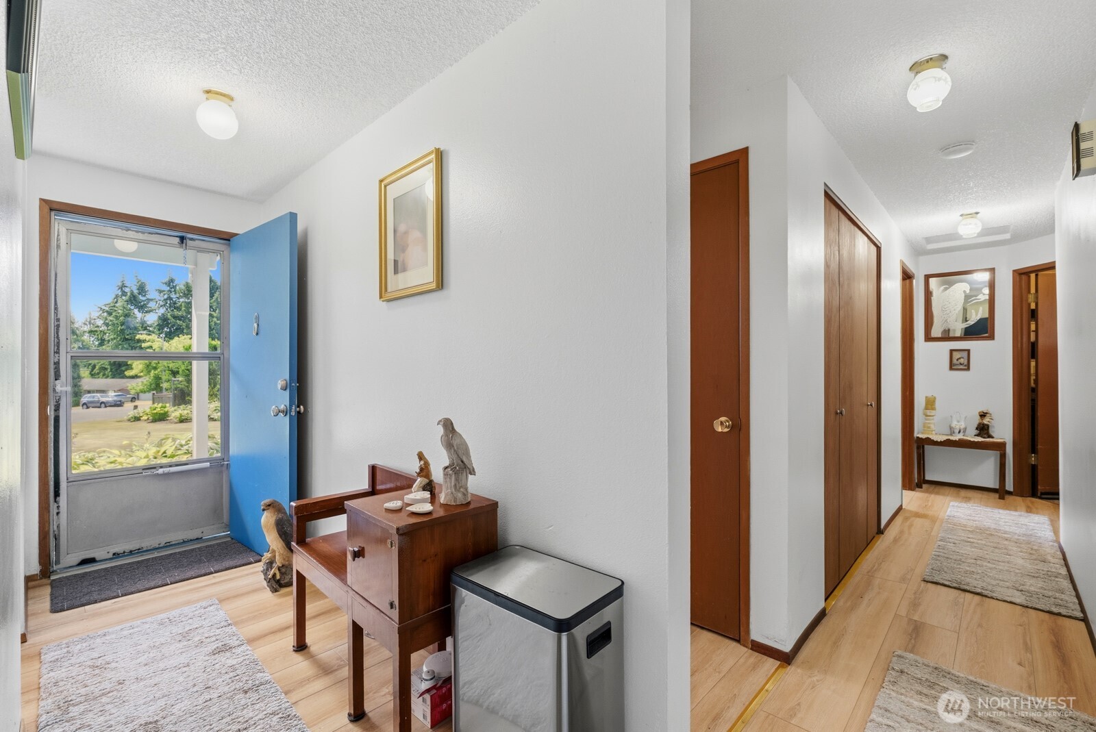 4927 236th Place Property Photo 4