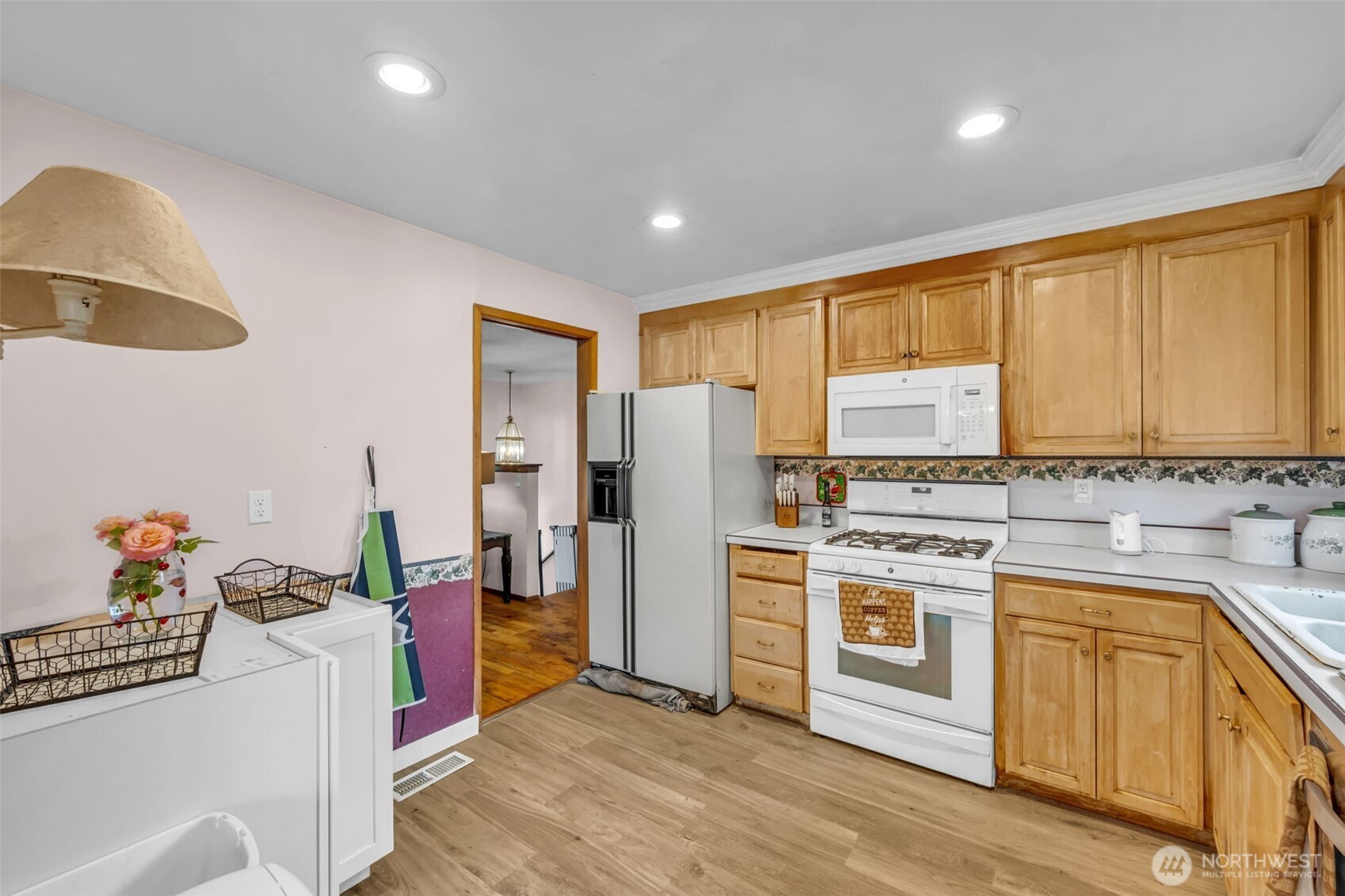 302 N 188th Street Property Photo 11