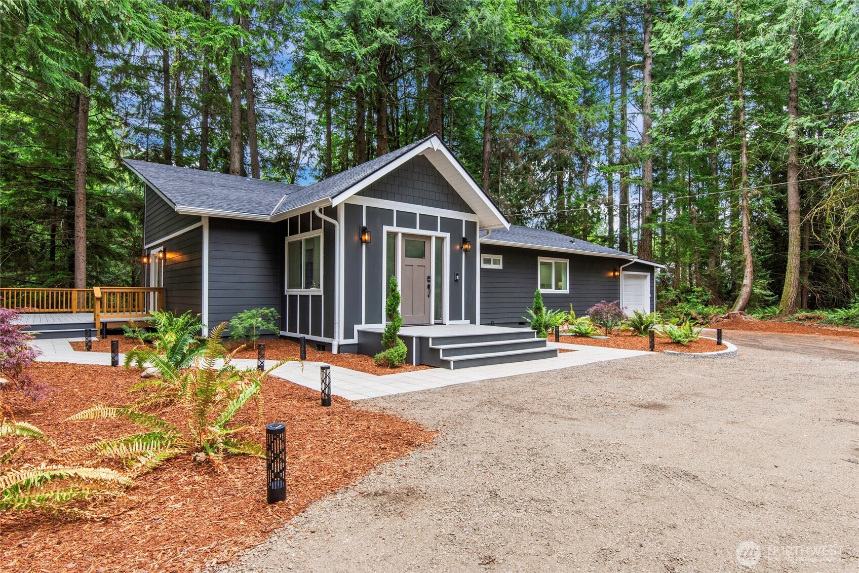 2909 144th Street Property Photo 1