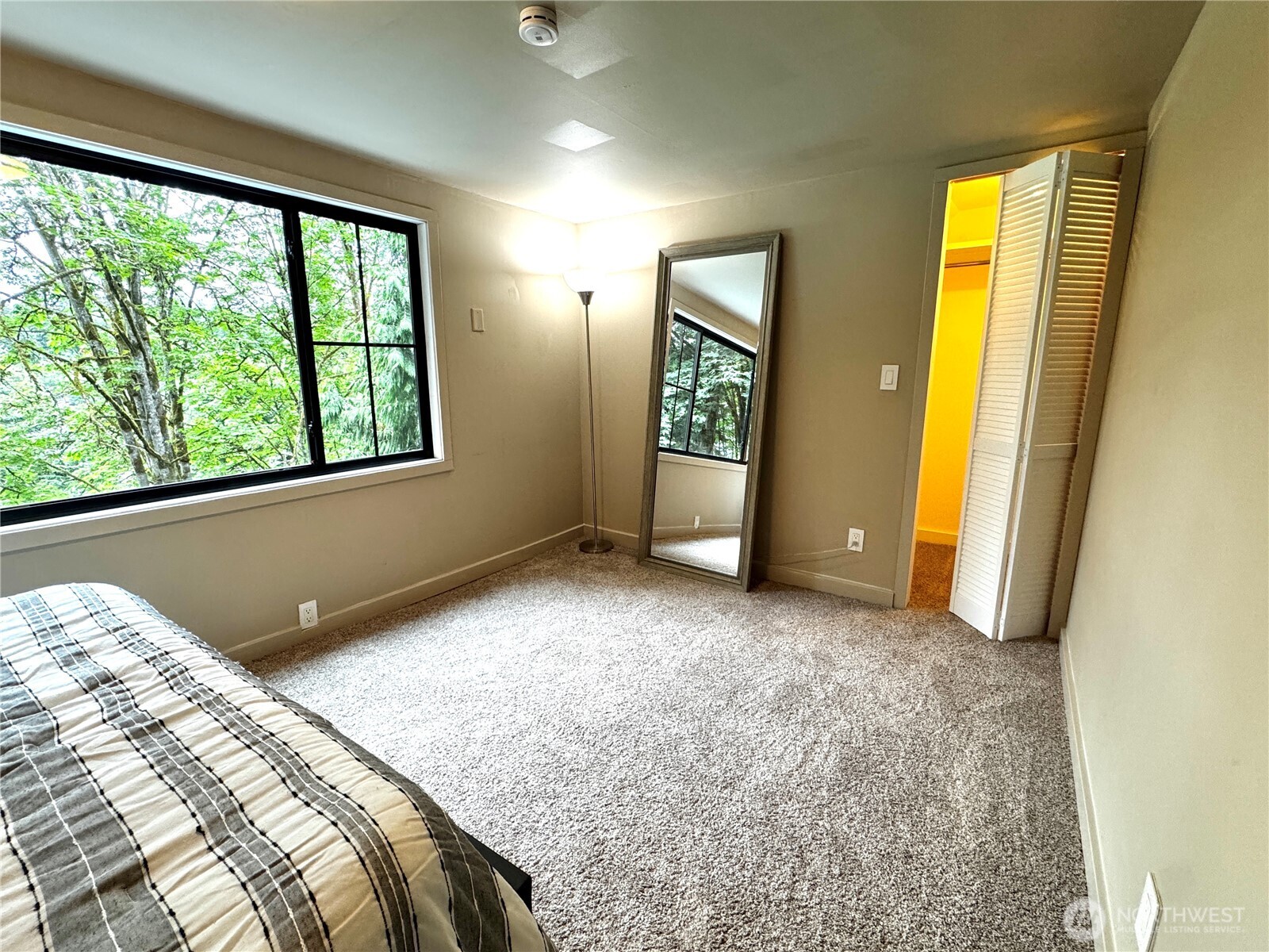 8233 Ne 169th Street Property Photo 14