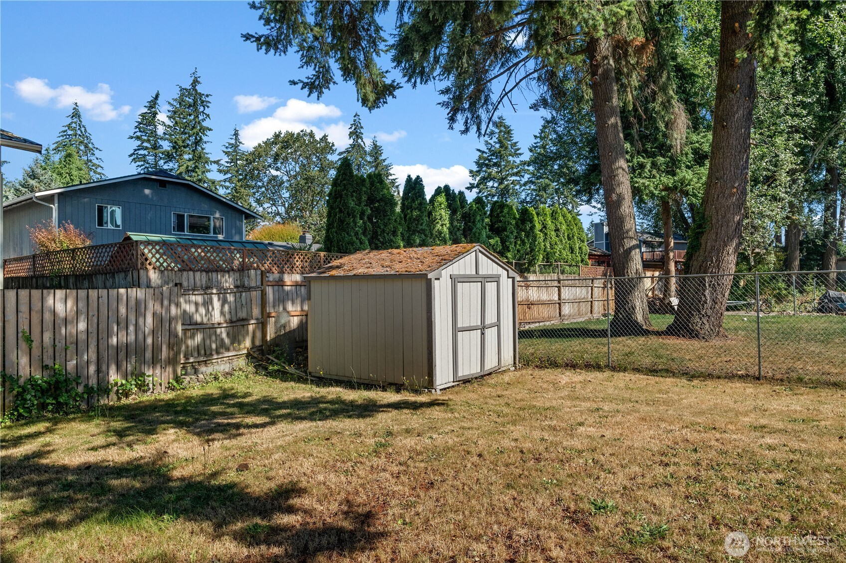 19320 Crescent Drive Property Photo 21