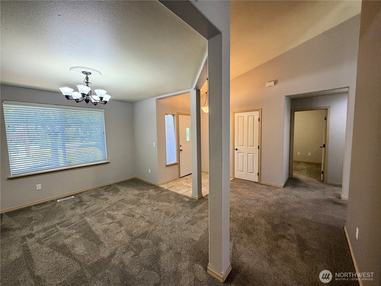 8428 Veterans Drive Property Photo 13