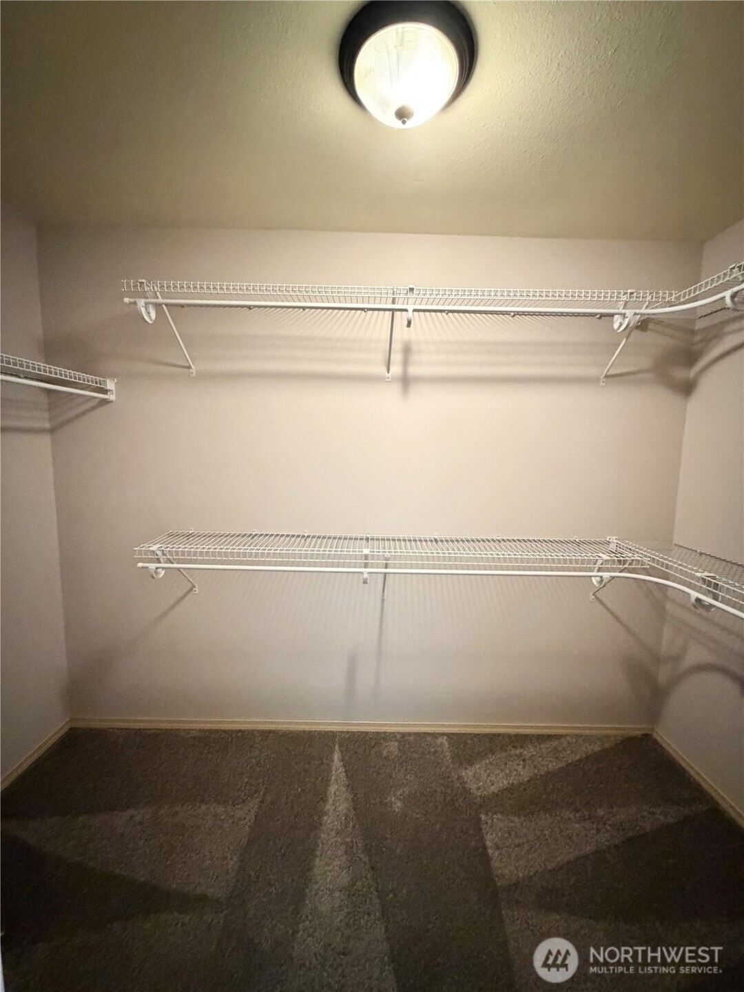 8428 Veterans Drive Property Photo 18