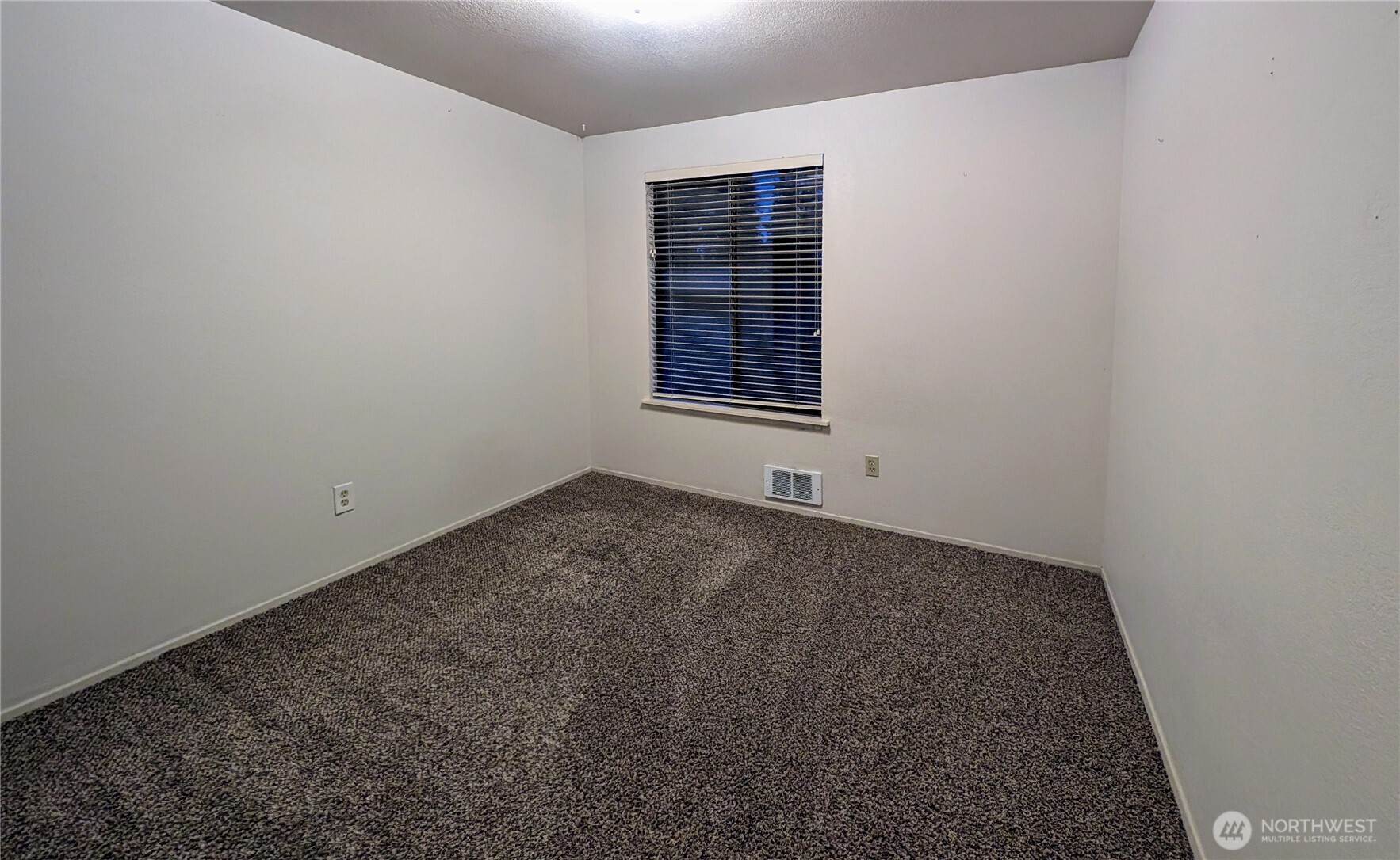 1627 Ne 199th Place Property Photo 19