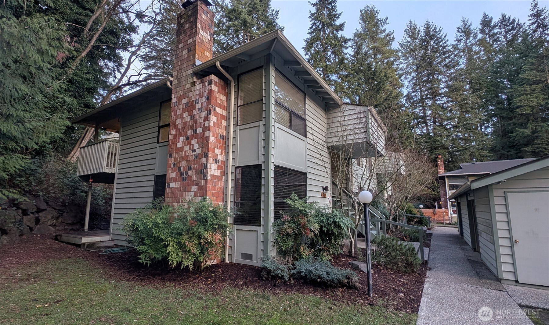 1627 Ne 199th Place Property Photo 21