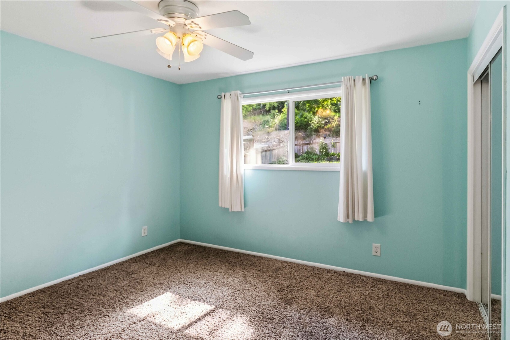109 Alpha Drive Property Photo 13
