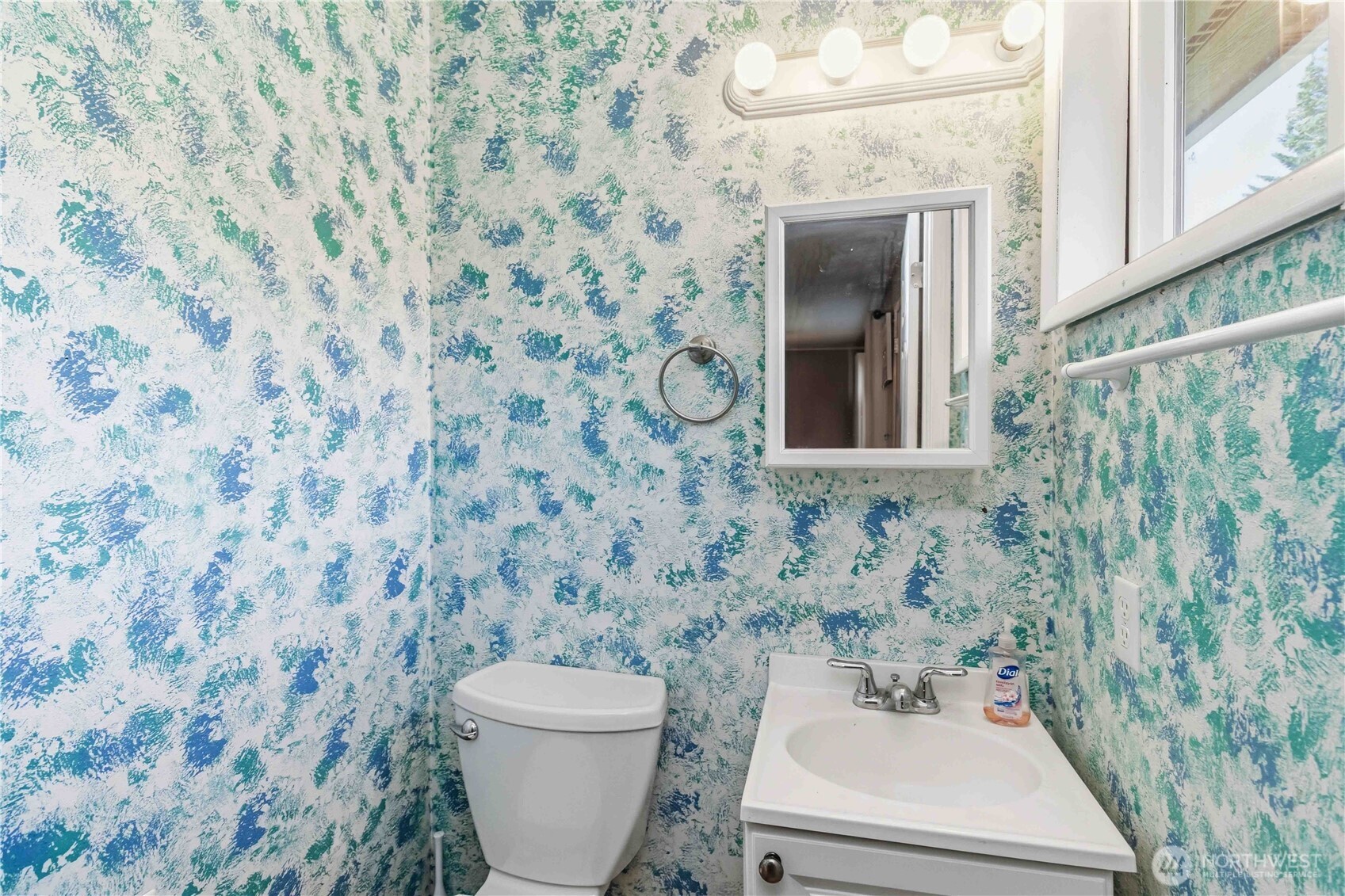 109 Alpha Drive Property Photo 15