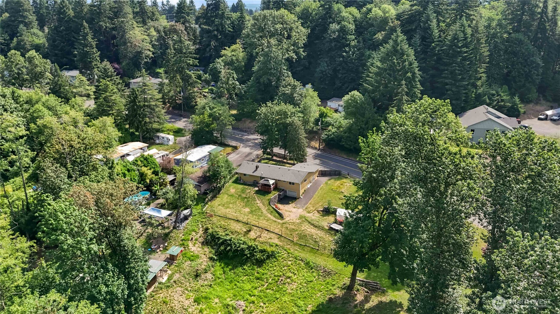 109 Alpha Drive Property Photo 22