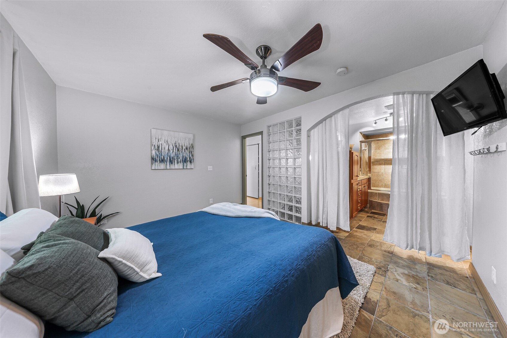 400 Sudden Valley Drive Property Photo 16