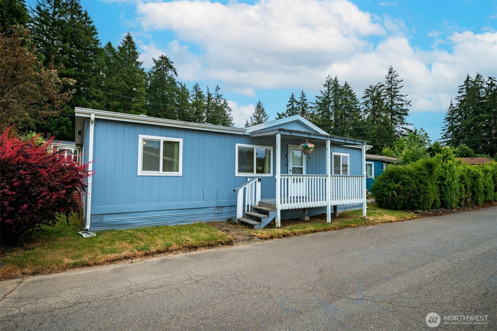 4045 49th Avenue 14 Property Photo 1