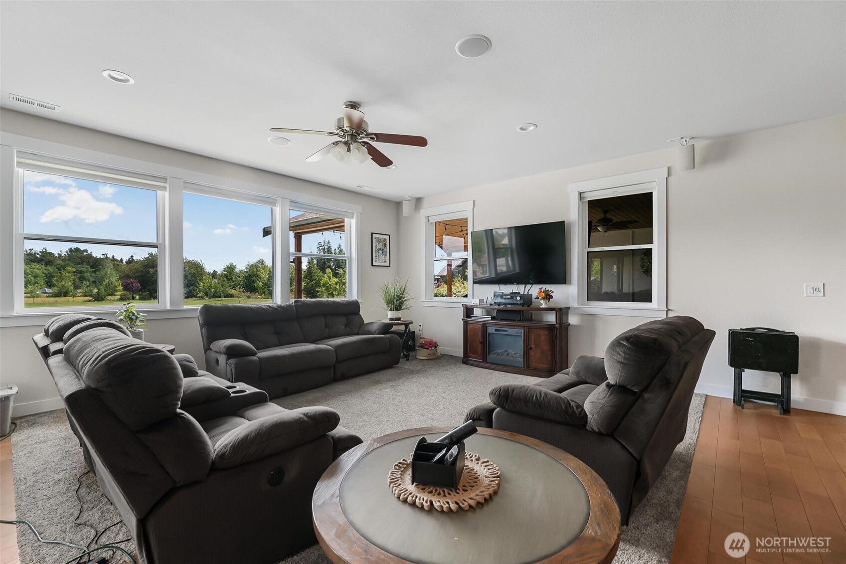 618 Ell Road Property Photo 11