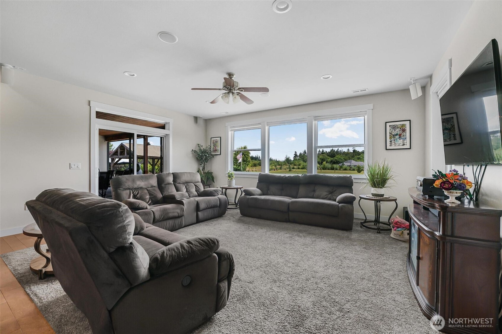618 Ell Road Property Photo 12