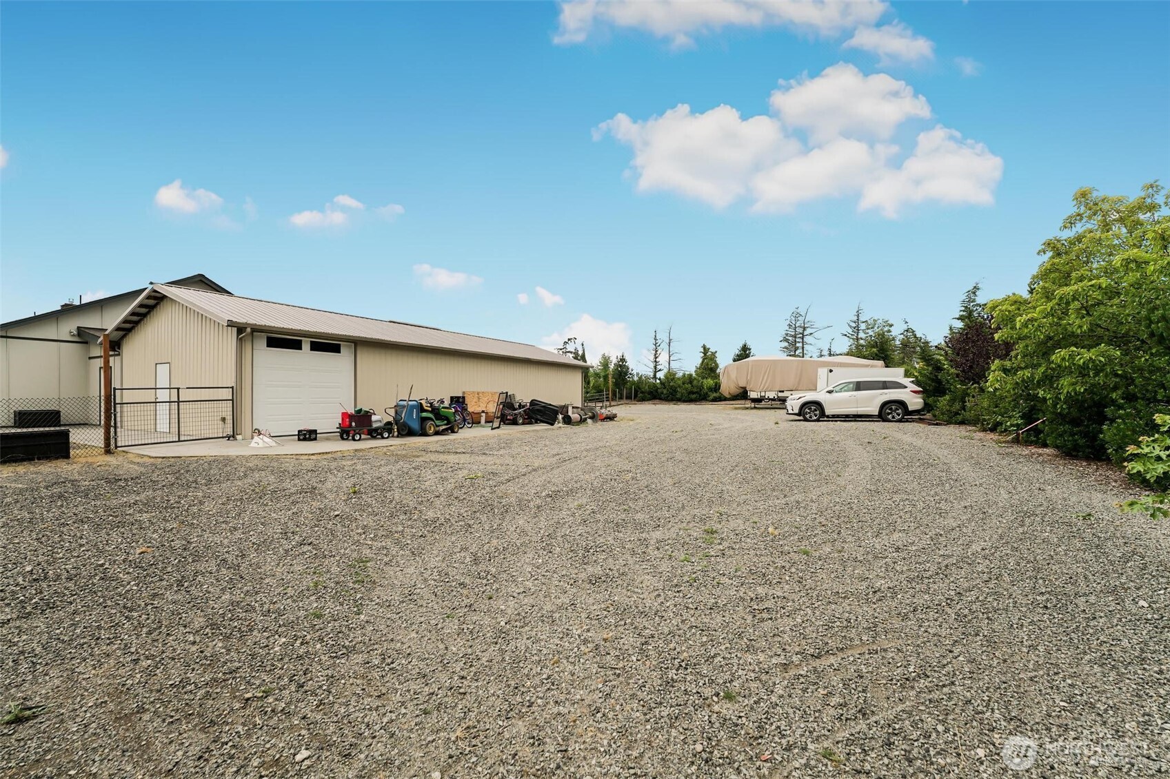 618 Ell Road Property Photo 32