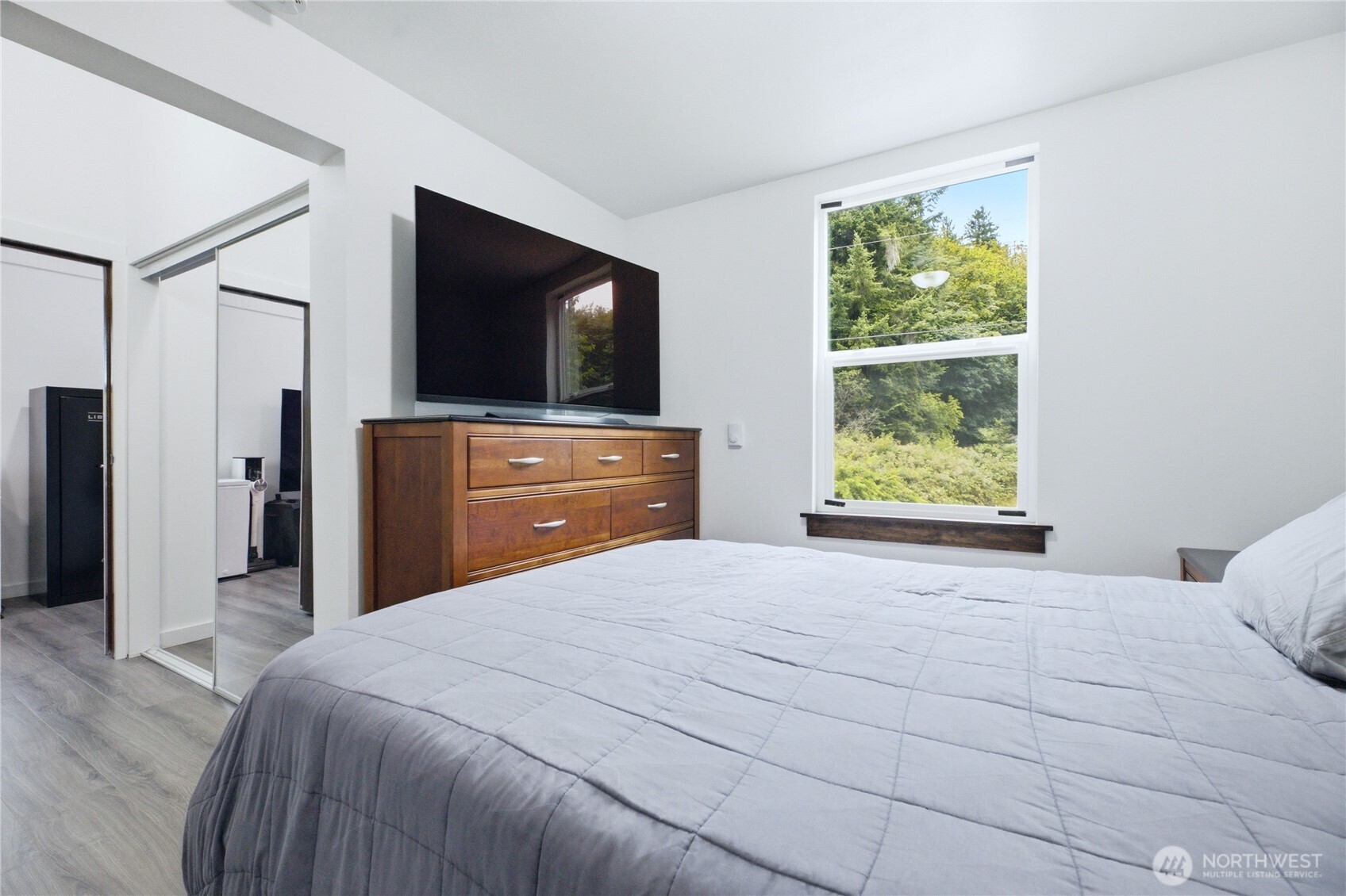45940 Albert Street Property Photo 15