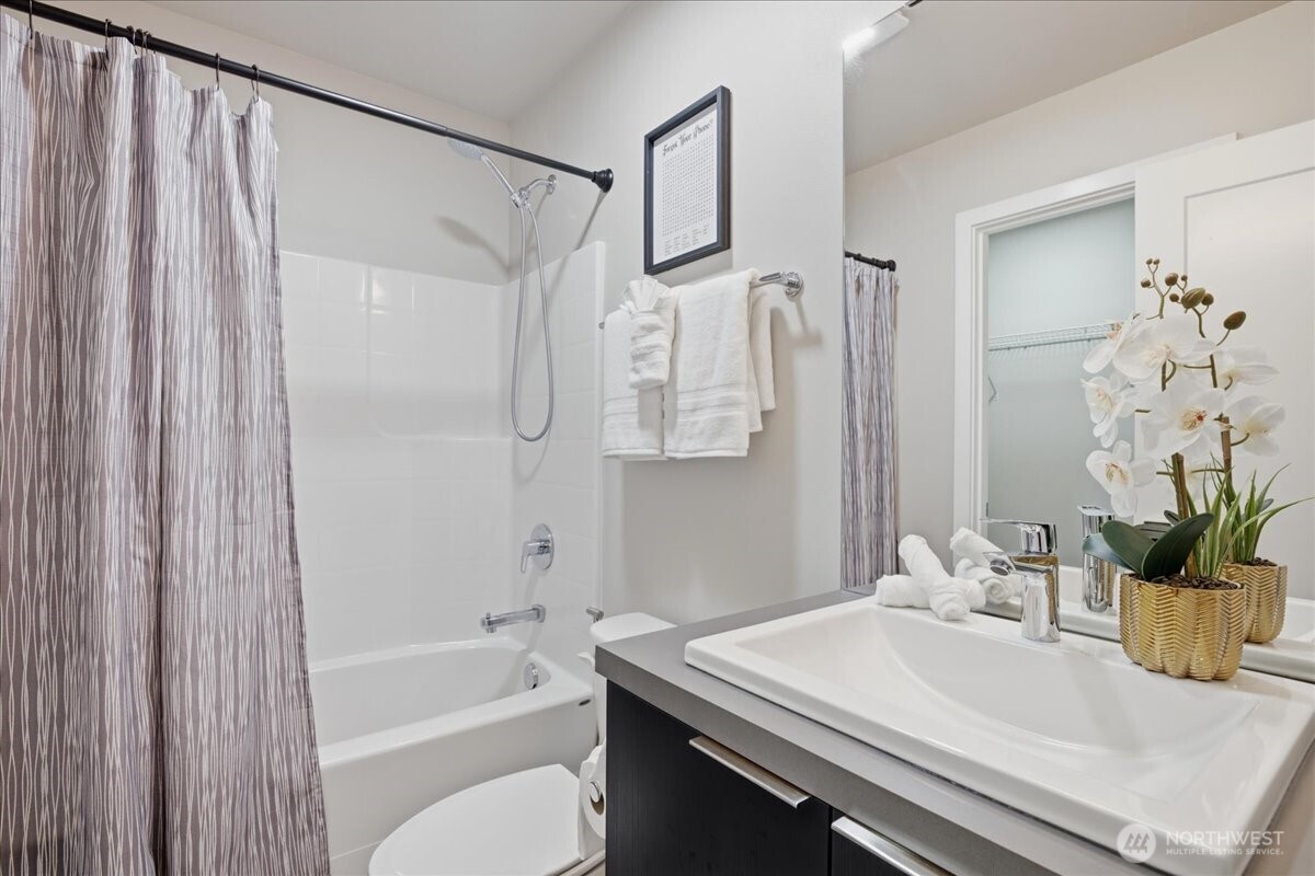 16005 57th Avenue Property Photo 27