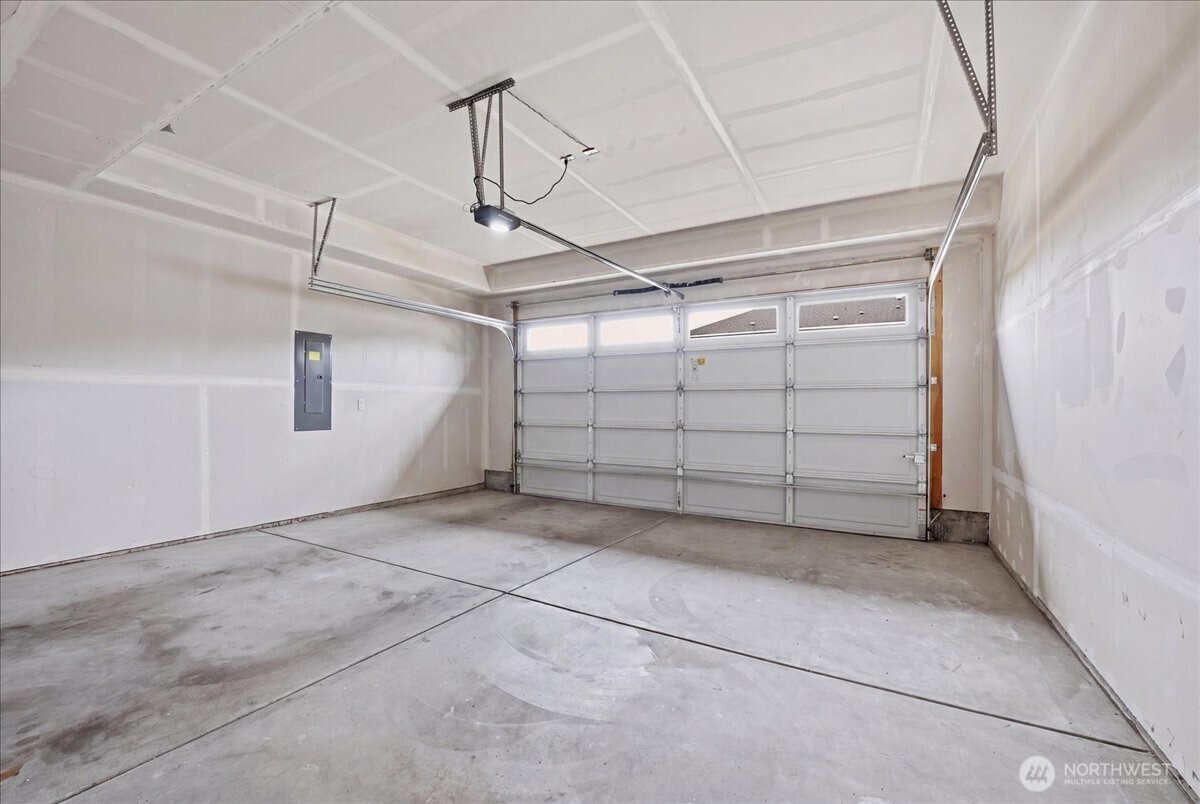 16005 57th Avenue Property Photo 37
