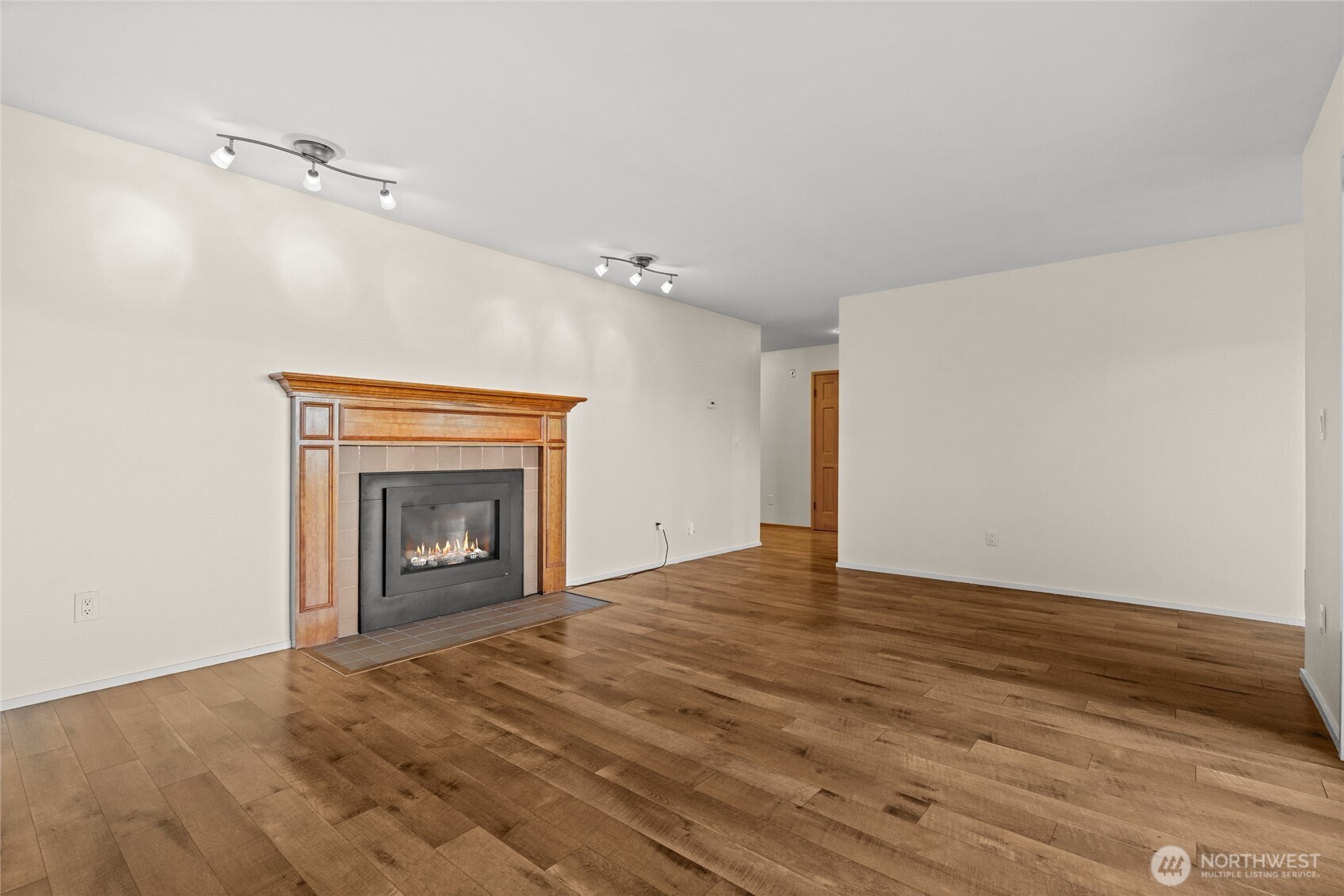 2811 14th 101 Property Photo 8
