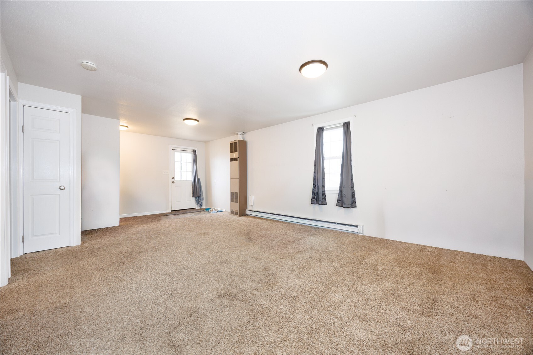 136 First Street Property Photo 9