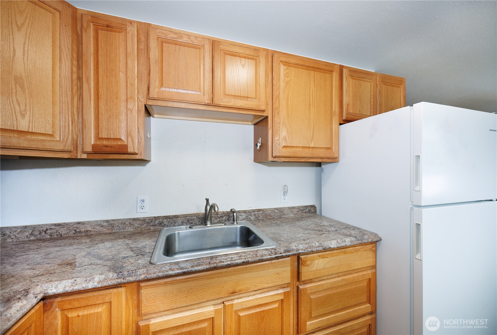 136 First Street Property Photo 13