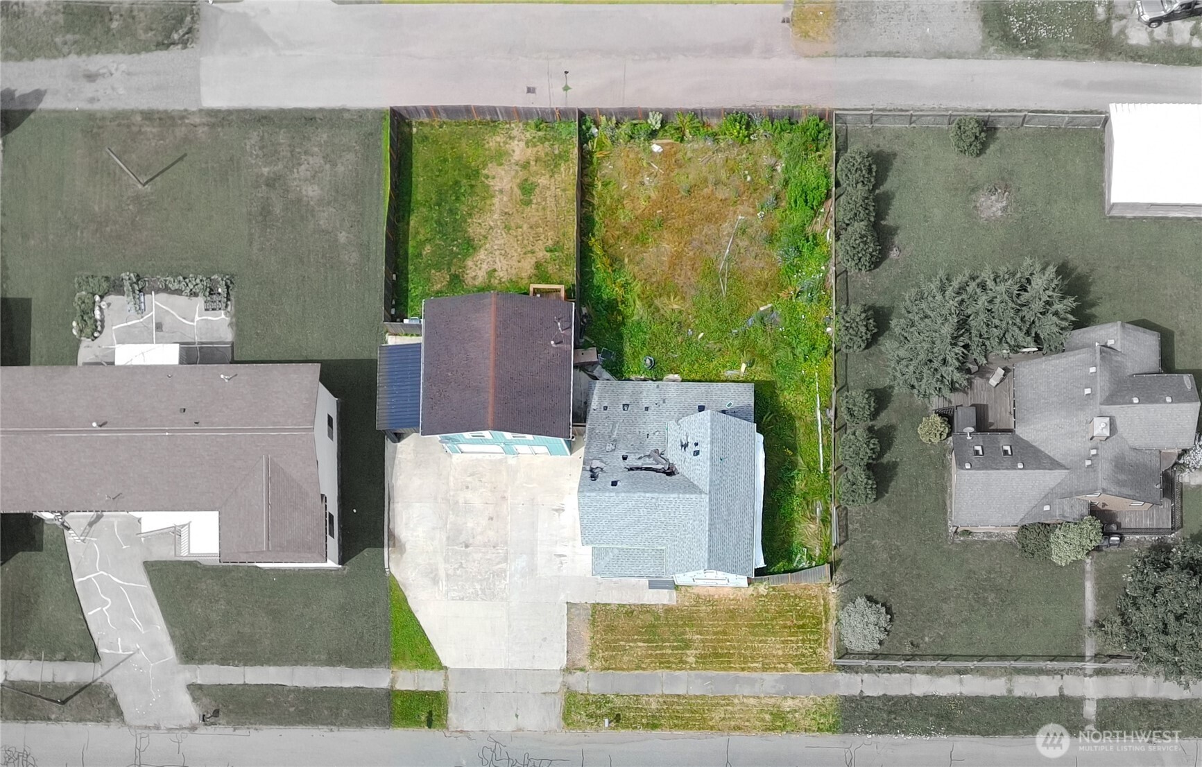 136 First Street Property Photo 24