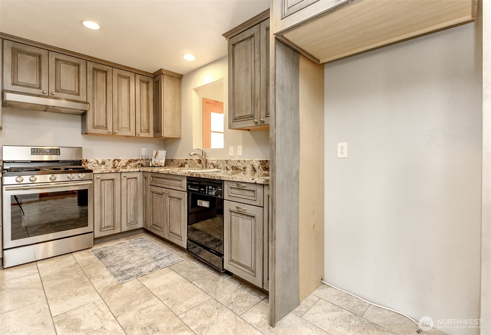 4992 31st Street Property Photo 10