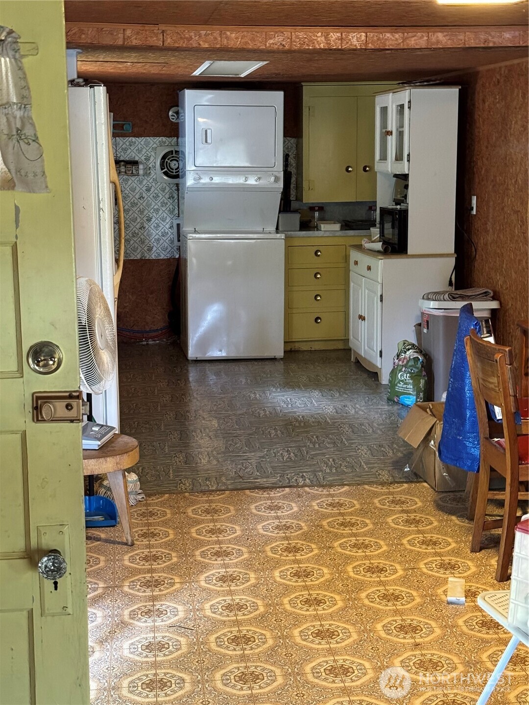 32118 Benbow Drive Property Photo 7