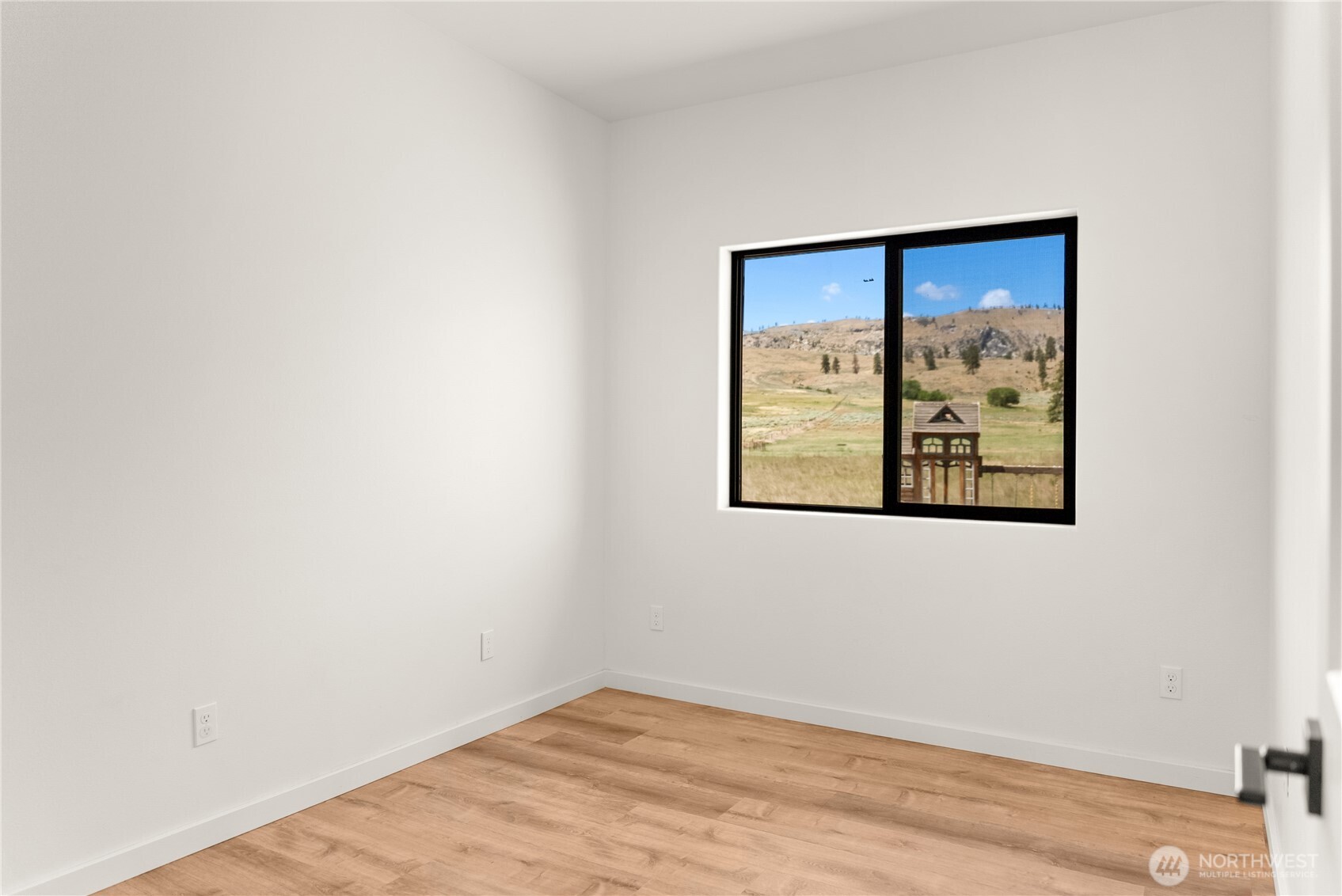 701 North Star Property Photo 25