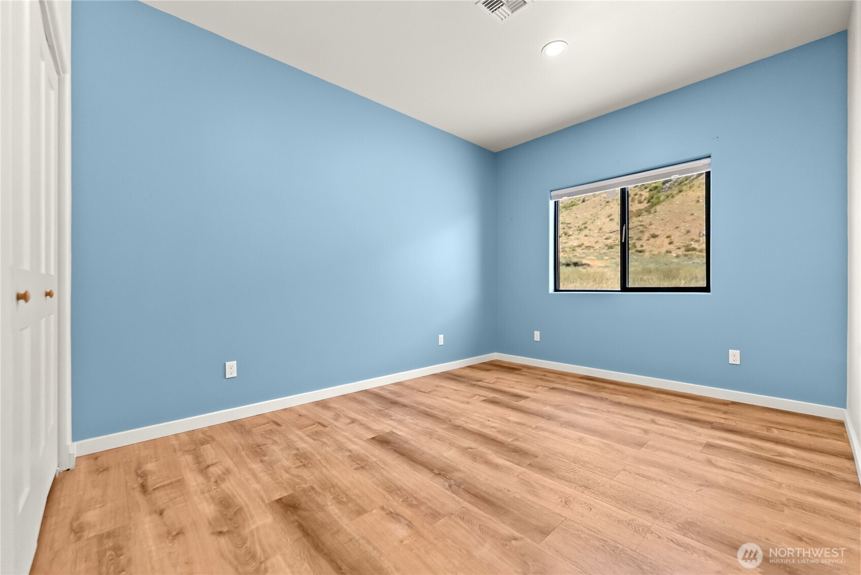 701 North Star Property Photo 32