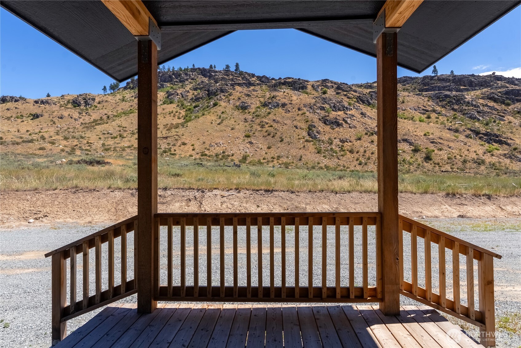 701 North Star Property Photo 34
