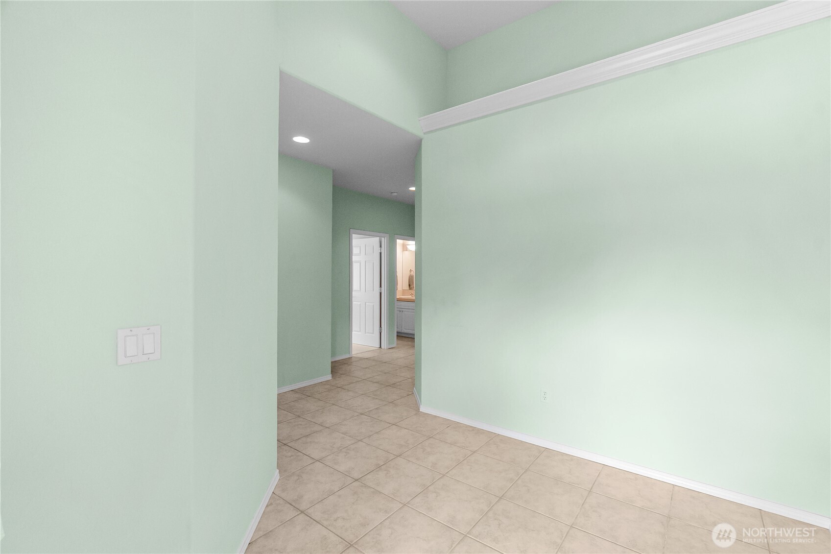 7002 Fairway Lane Property Photo 8