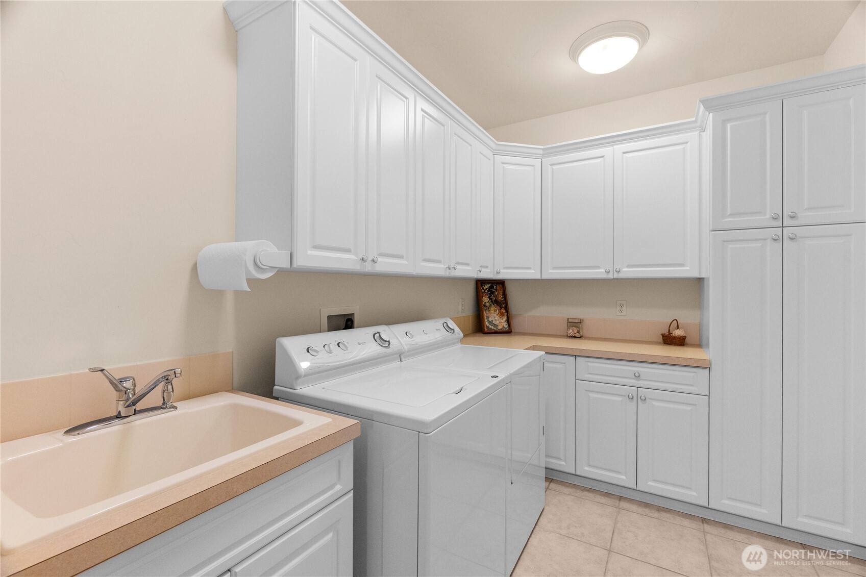 7002 Fairway Lane Property Photo 10