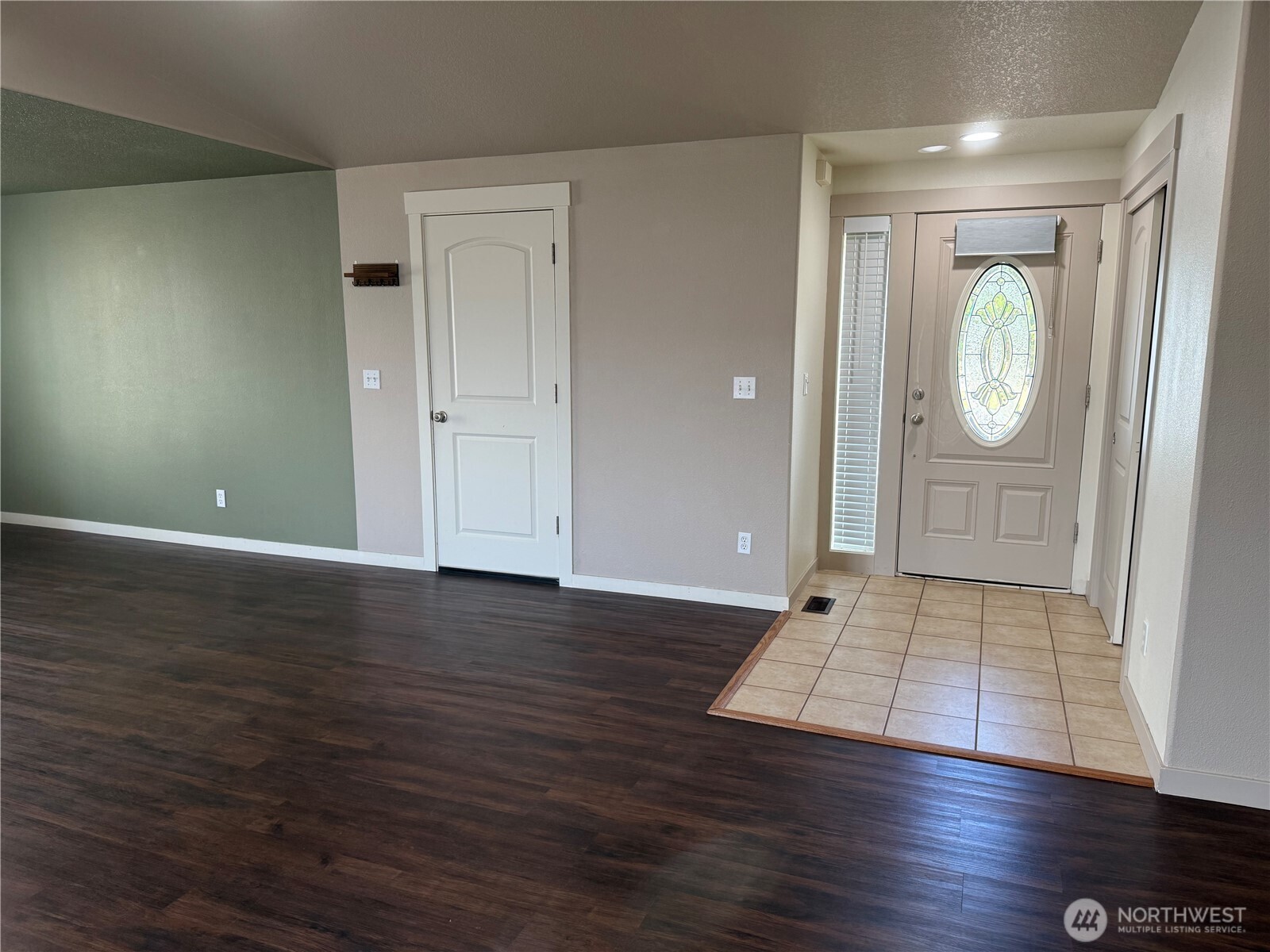 32305 I Street Property Photo 9