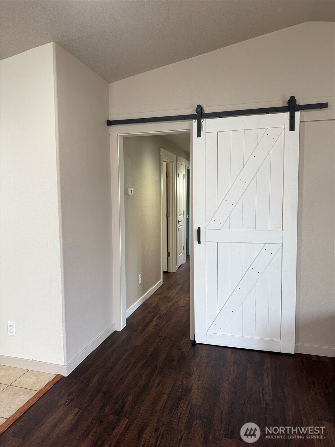 32305 I Street Property Photo 10