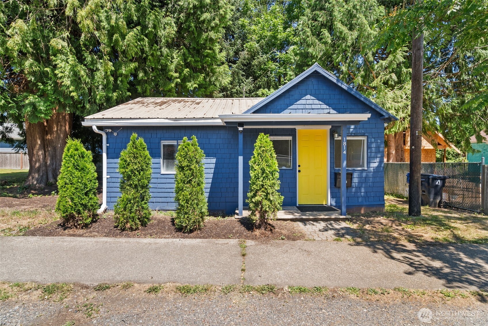 1814 Garfield Avenue Property Photo 2