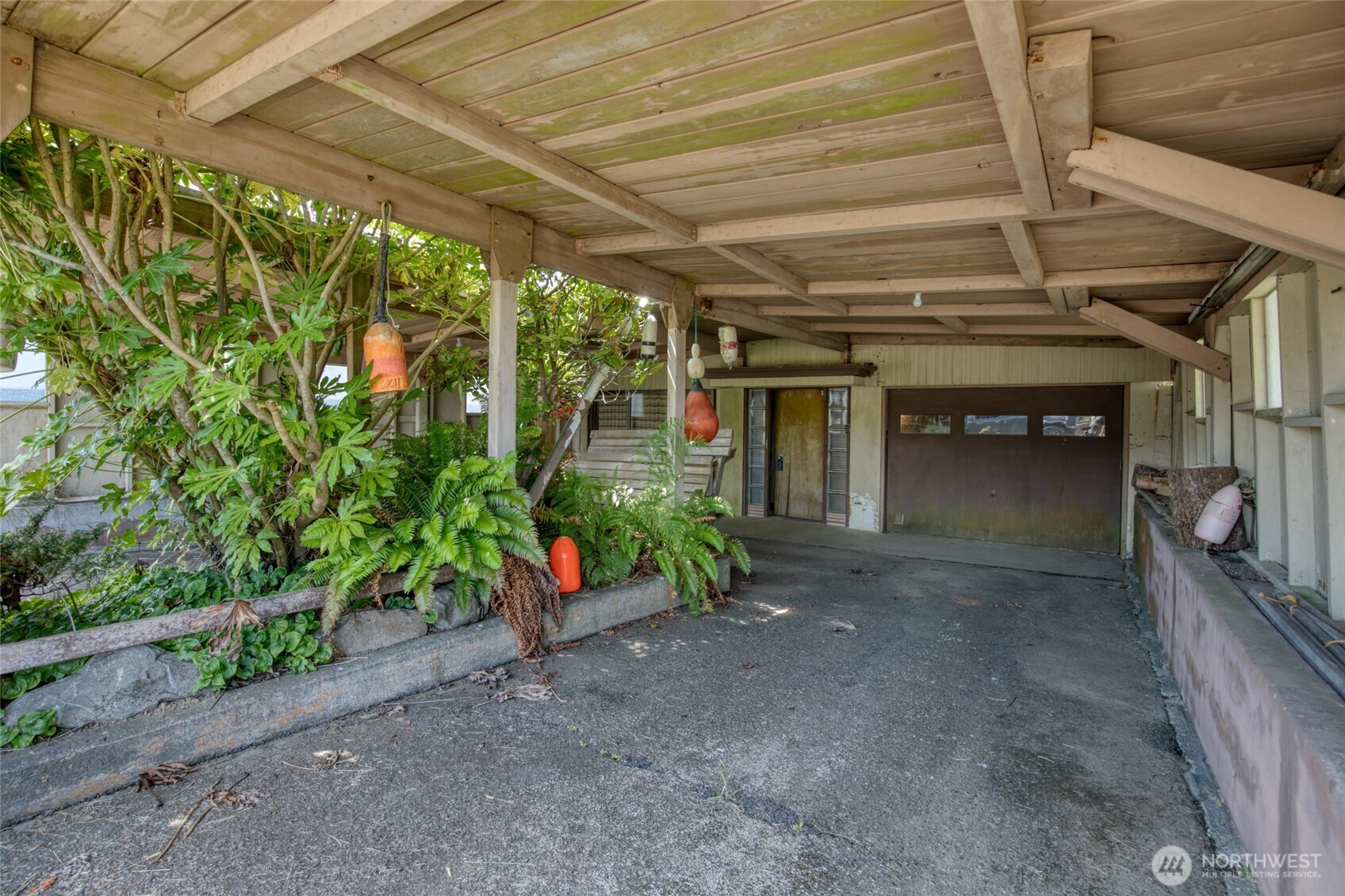30 Second Street Property Photo 3