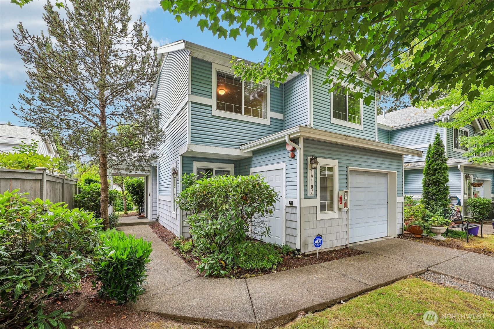 19107 110th Place Property Photo 1