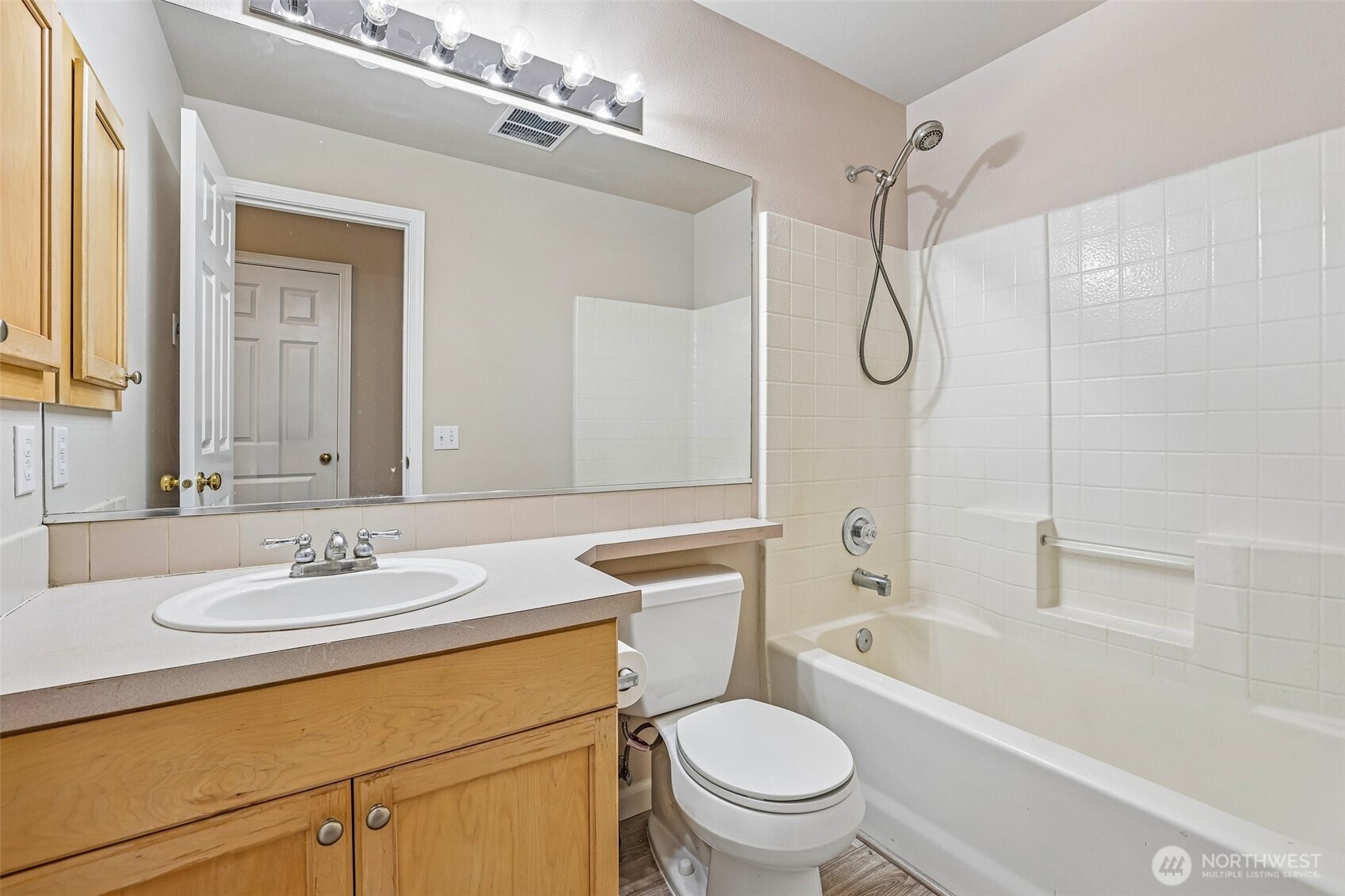 19107 110th Place Property Photo 20