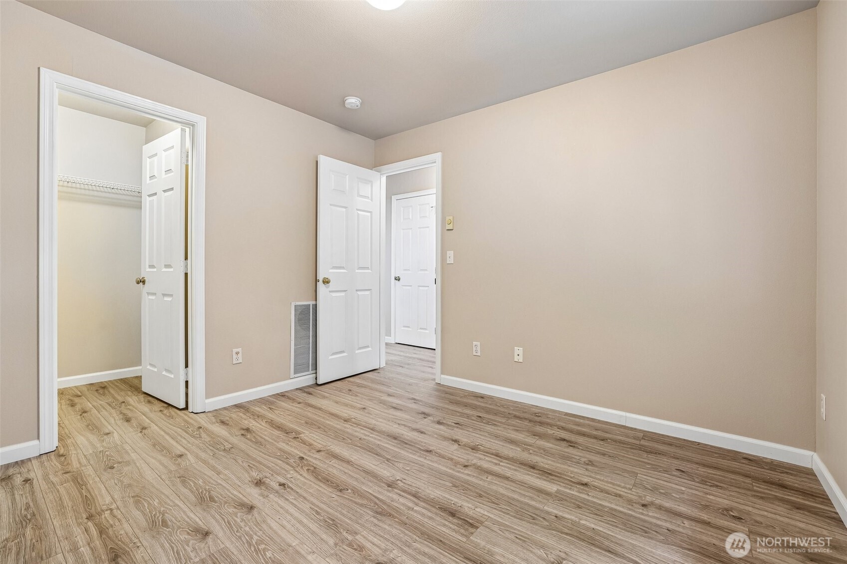 19107 110th Place Property Photo 21