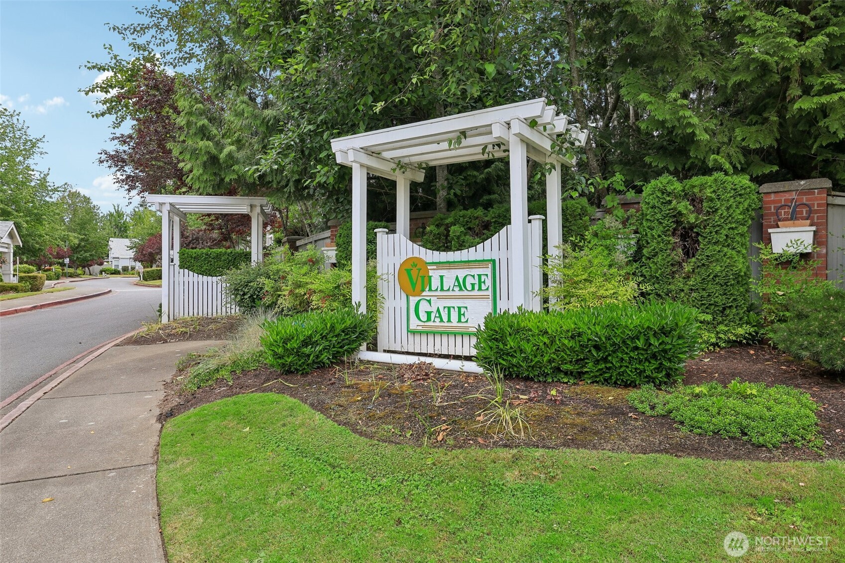 19107 110th Place Property Photo 32