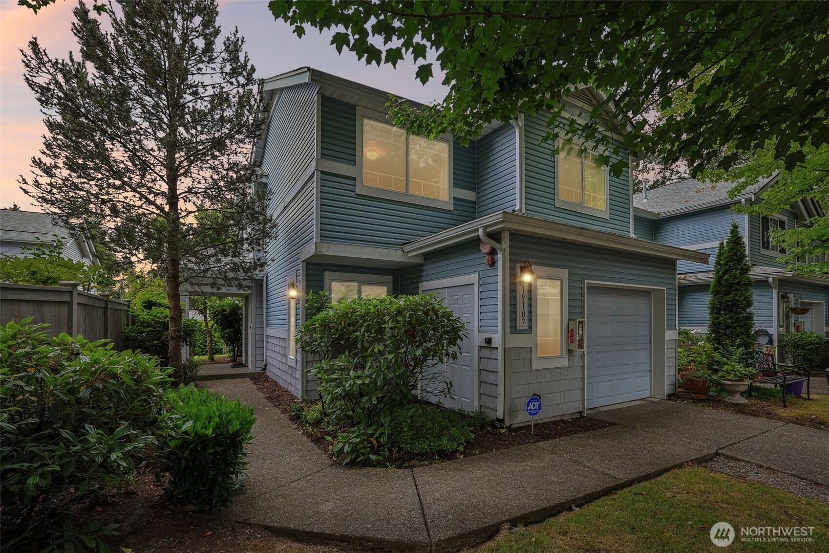 19107 110th Place Property Photo 34